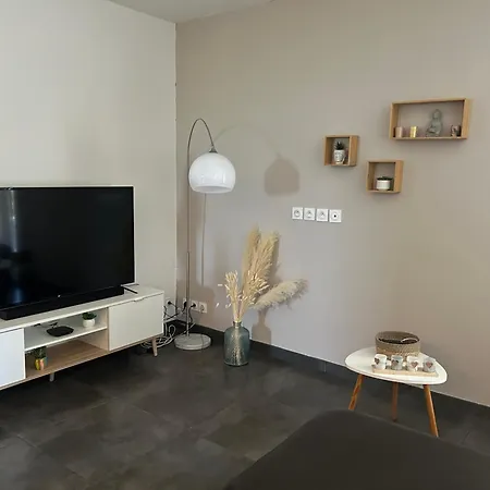 Agreable Avec Piscine Privee Dans * ポン・サン・テスプリ